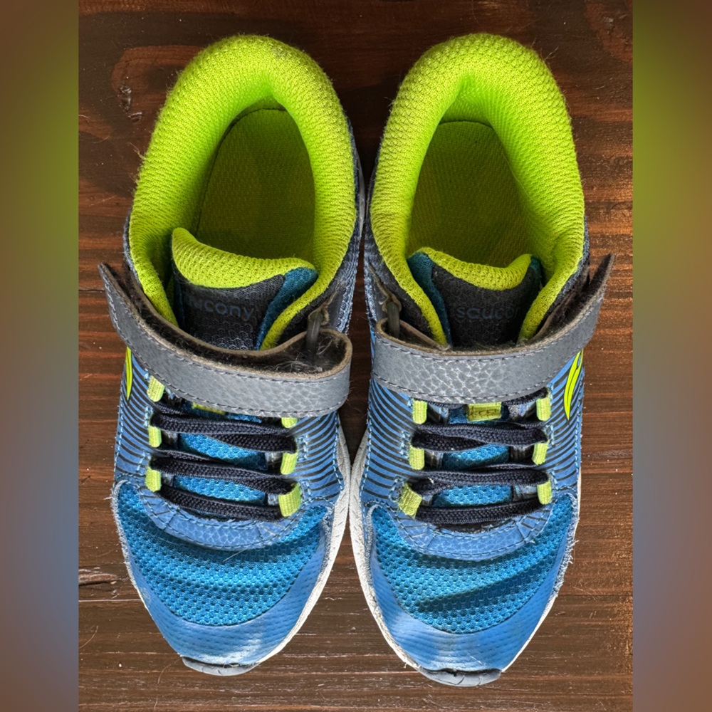 SAUCONY - KIDS Running Shoes Child's Size 13M